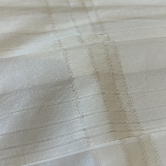 Theory, size 12, white, pleated, wraparound skirt - Picture 12 of 12